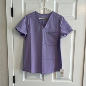 Figs Women's Lavender Dew Catarina V-Neck Scrub Top